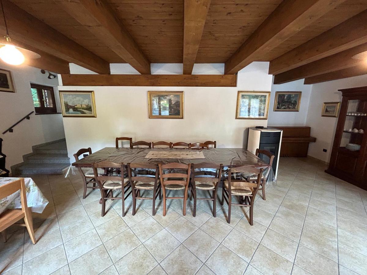 فيلا Casa Salada Bagnolo Piemonte المظهر الخارجي الصورة